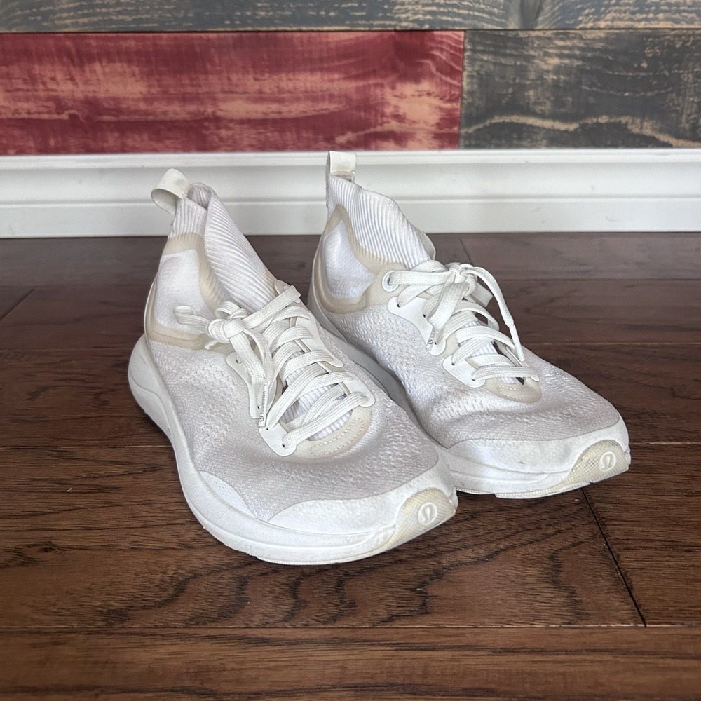 Lululemon Chargefeel Mid Women's Workout Shoe White sz 6.5